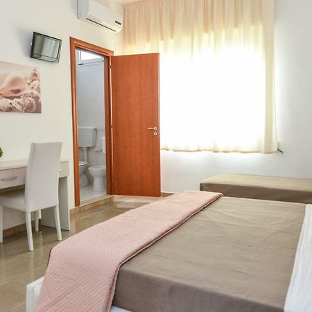 Blu Bed Salento Hotel Torre Lapillo Bagian luar foto